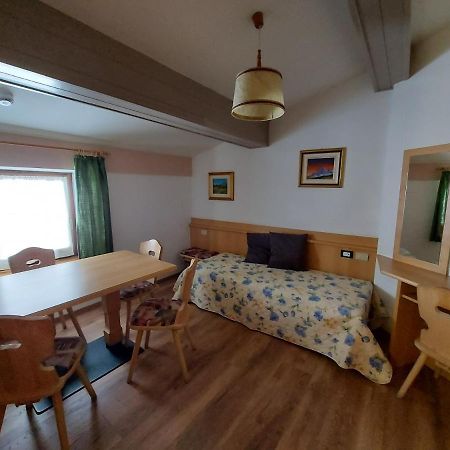 Dolomiti Appart&Rooms Варена Экстерьер фото